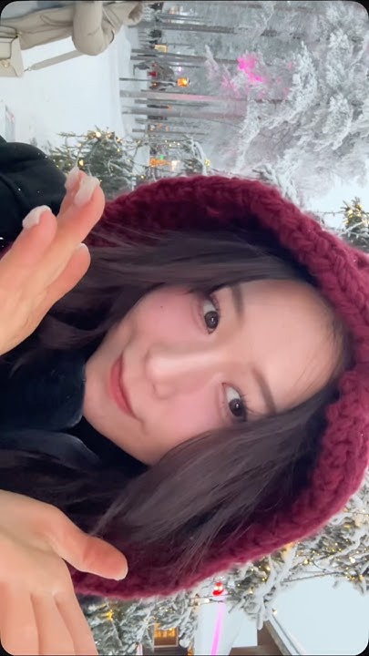 Recent activity shot of Kasahara Momona (ME:I)