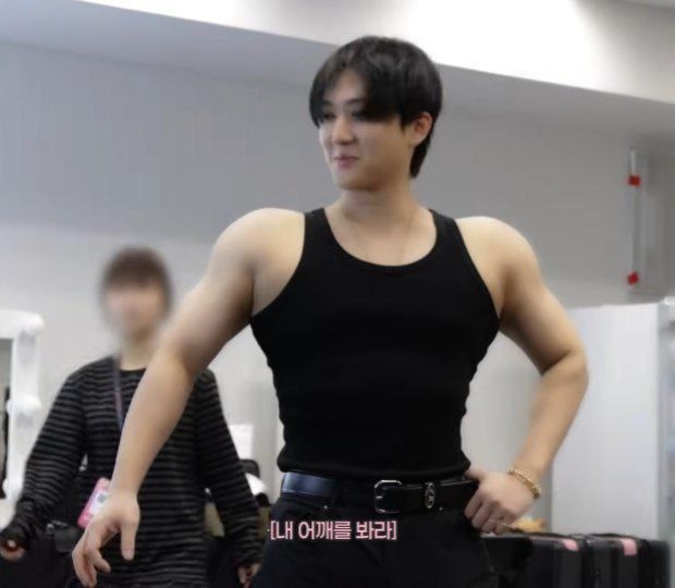 Behind-the-scenes cut of Changbin (Stray Kids)