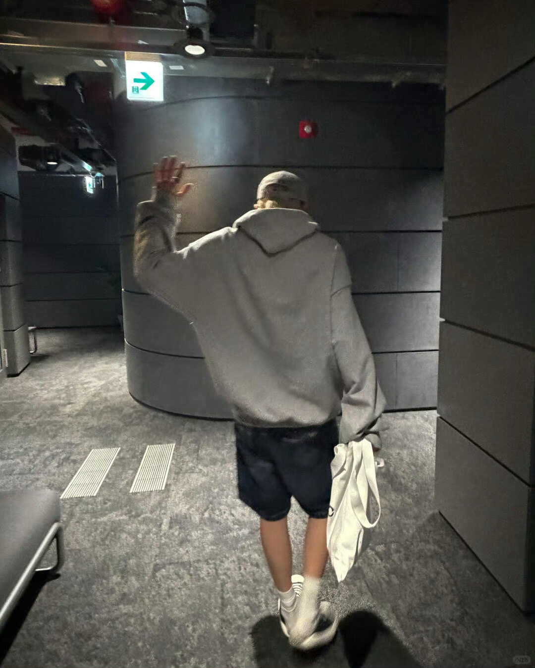 에반 최근 활동샷