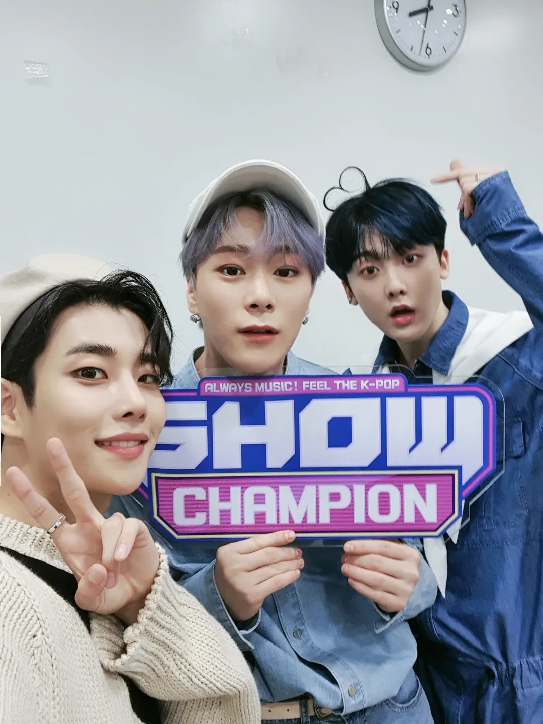 Latest photo of Moonbin (ASTRO)