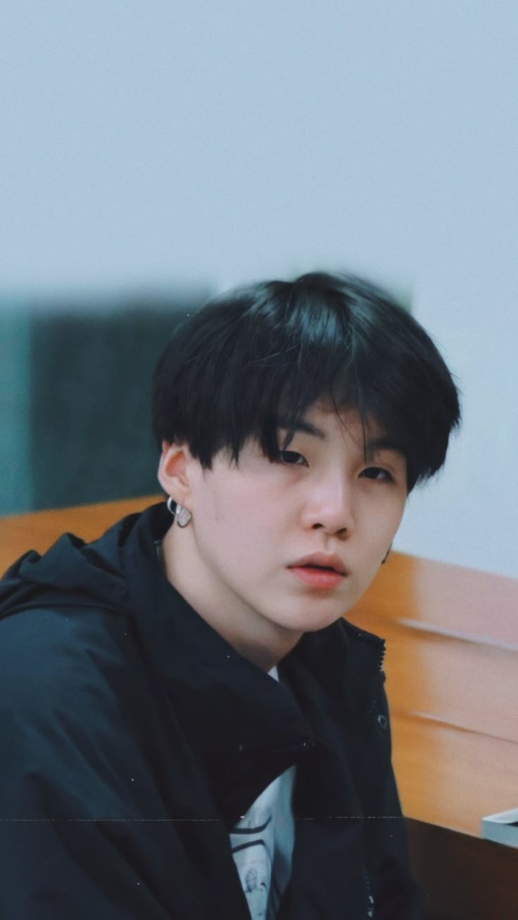 A heartfelt wallpaper shared by SUGA (BTS)'s fans