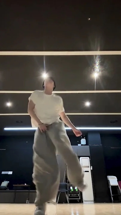 The most beloved wallpaper among Sungyun (n.SSign)'s fans