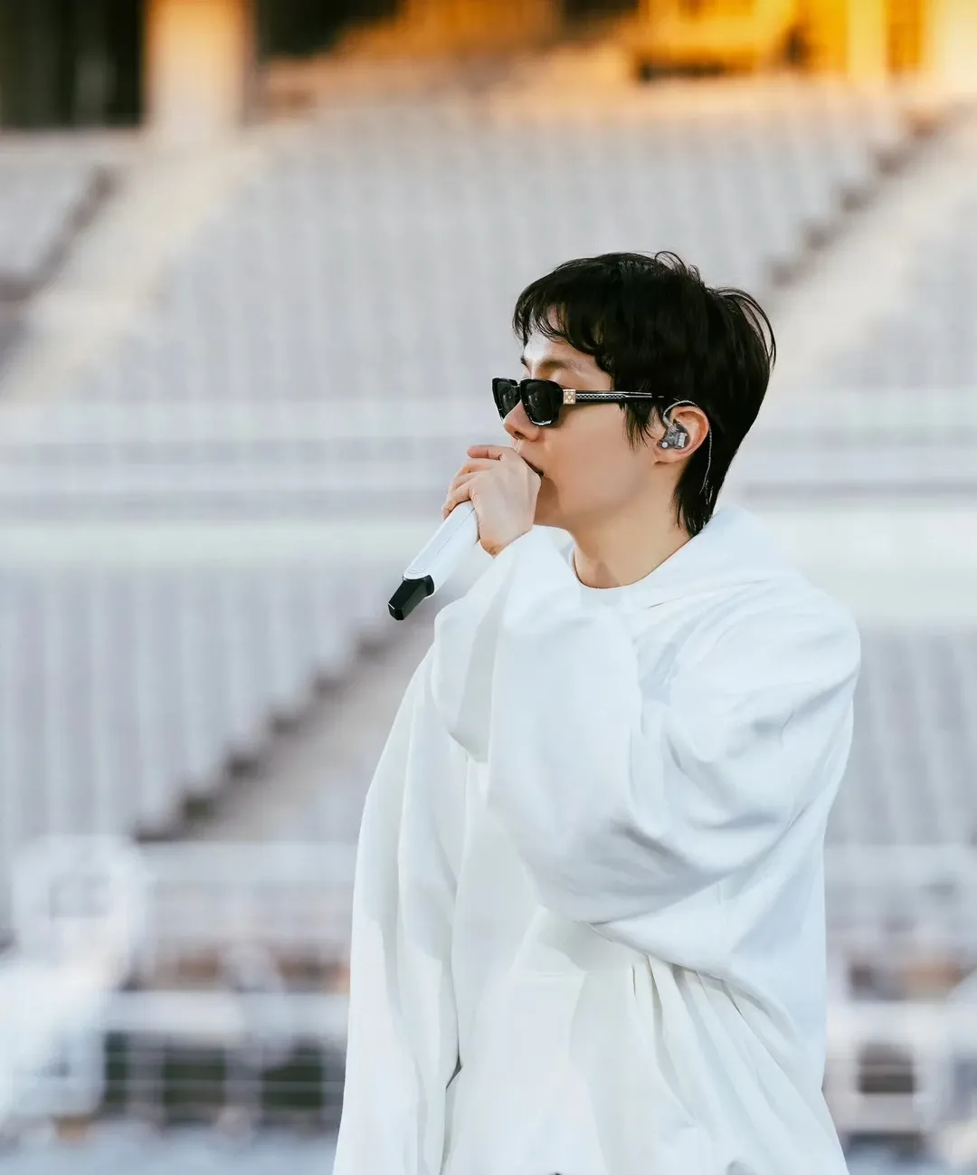 Momen yang diabadikan oleh penggemar j-hope (BTS)