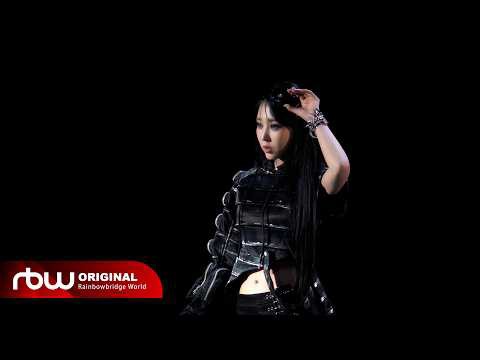 Recent activity shot of Moonbyul (MAMAMOO)