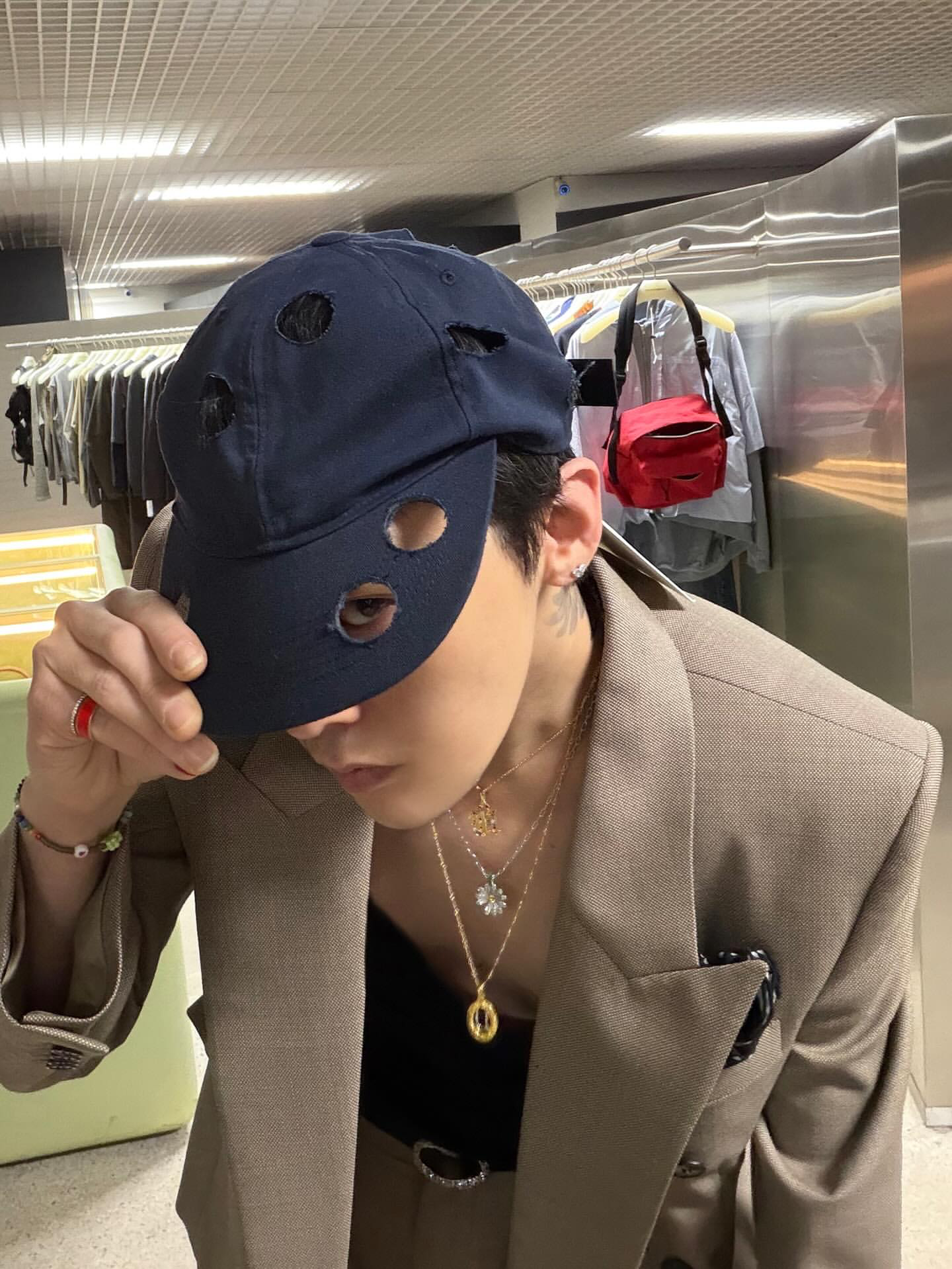 Momen yang diabadikan oleh penggemar G-DRAGON (BIGBANG)