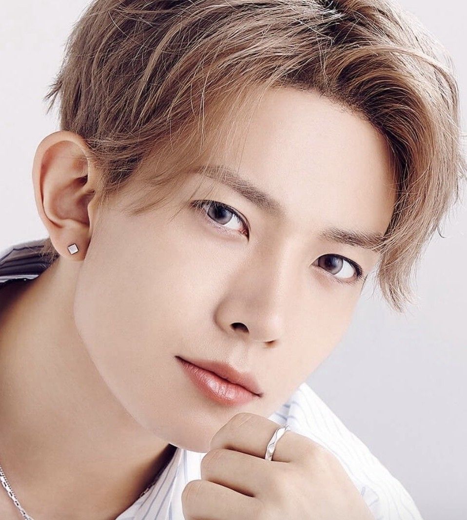 Foto terbaru Heeseung