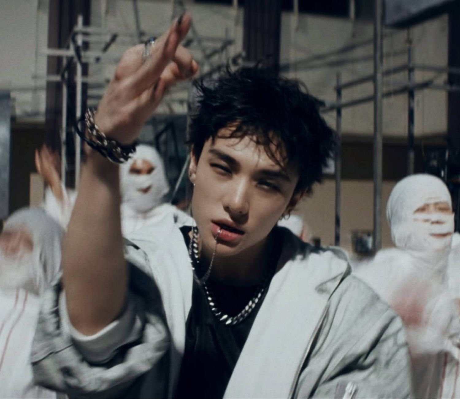 Behind-the-scenes cut of Hyunjin (Stray Kids)