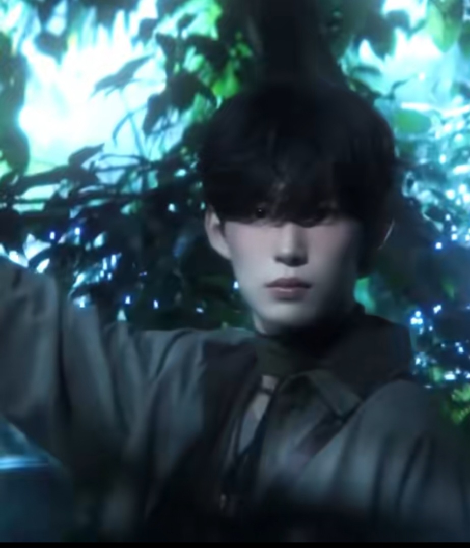 Latest photo of Kim Geonwoo (ALPHA DRIVE ONE)