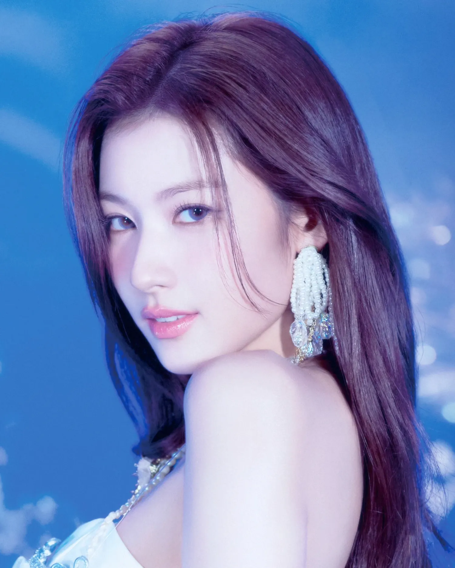 Foto aktivitas terbaru Sana (TWICE)