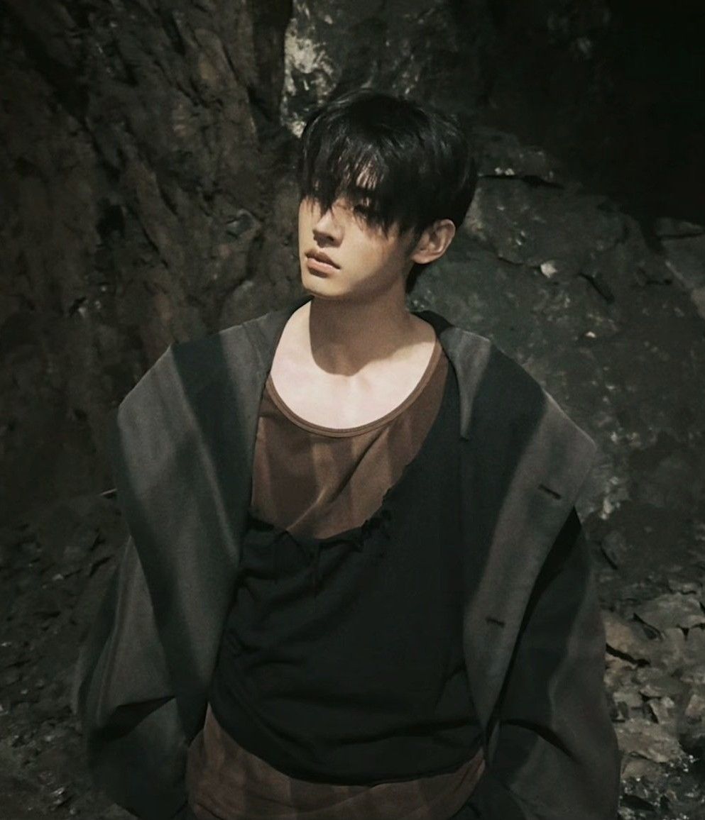 성훈 (ENHYPEN)의 최신 사진