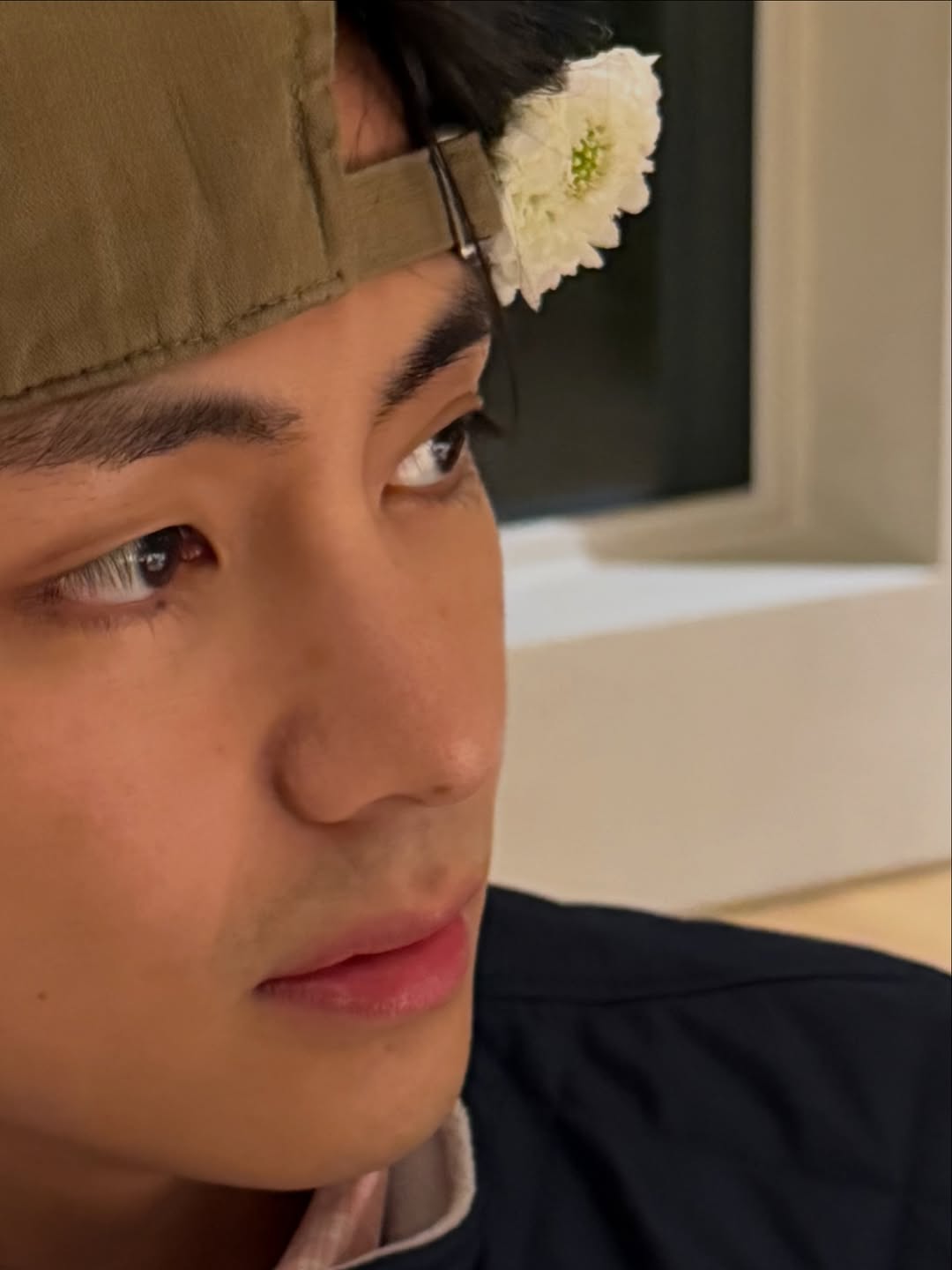 뷔 (방탄소년단) 최근 활동샷