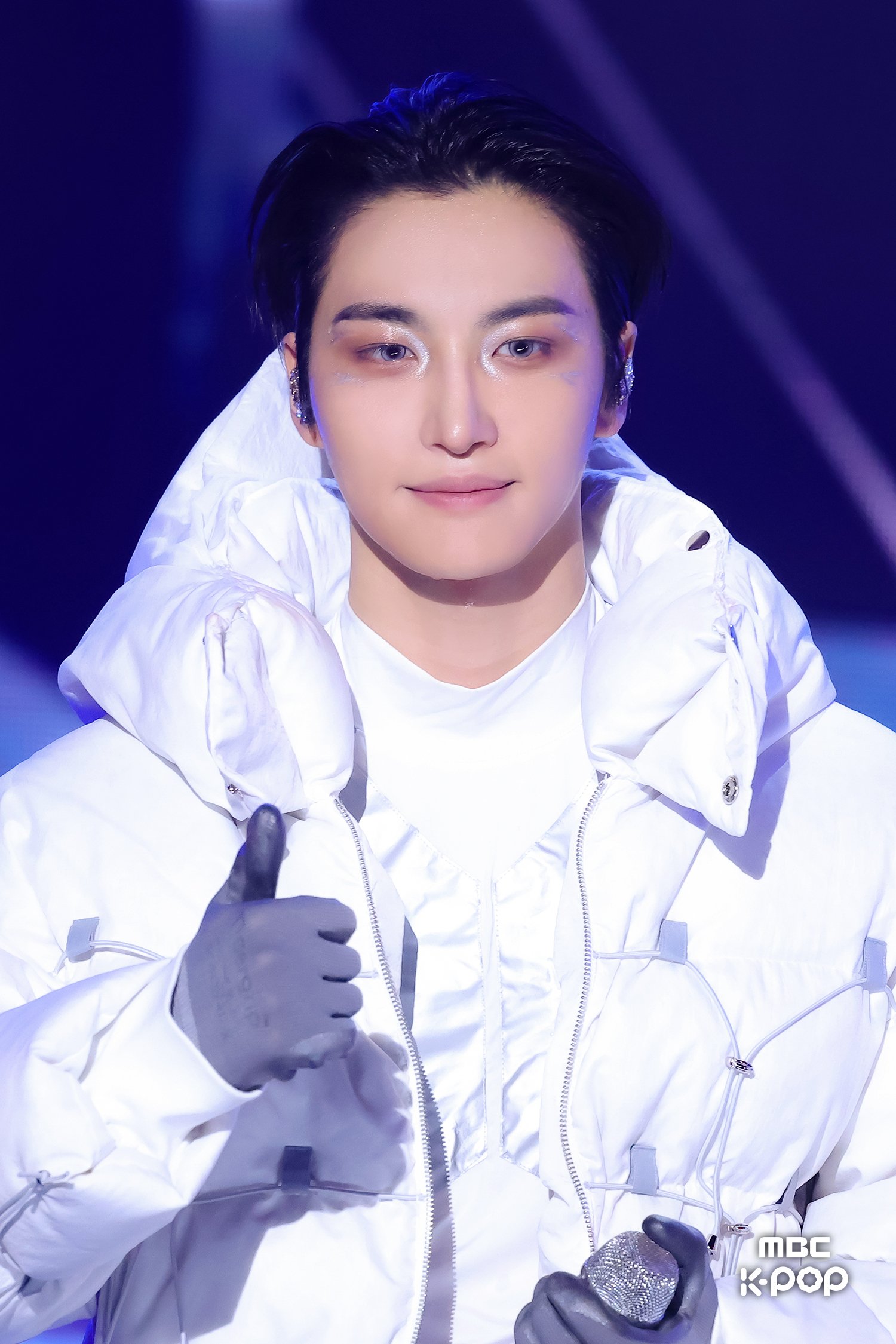 A moment captured by Seonghwa (ATEEZ)'s fan