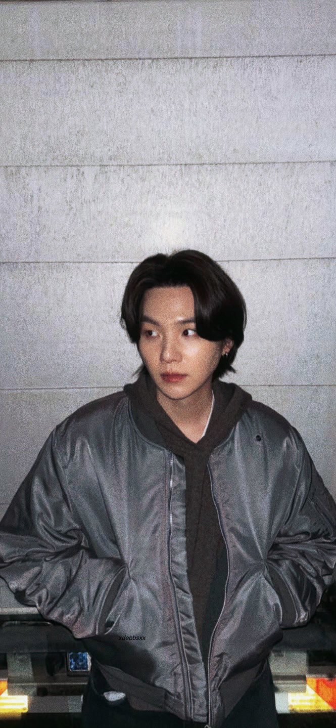 A heartfelt wallpaper shared by SUGA (BTS)'s fans