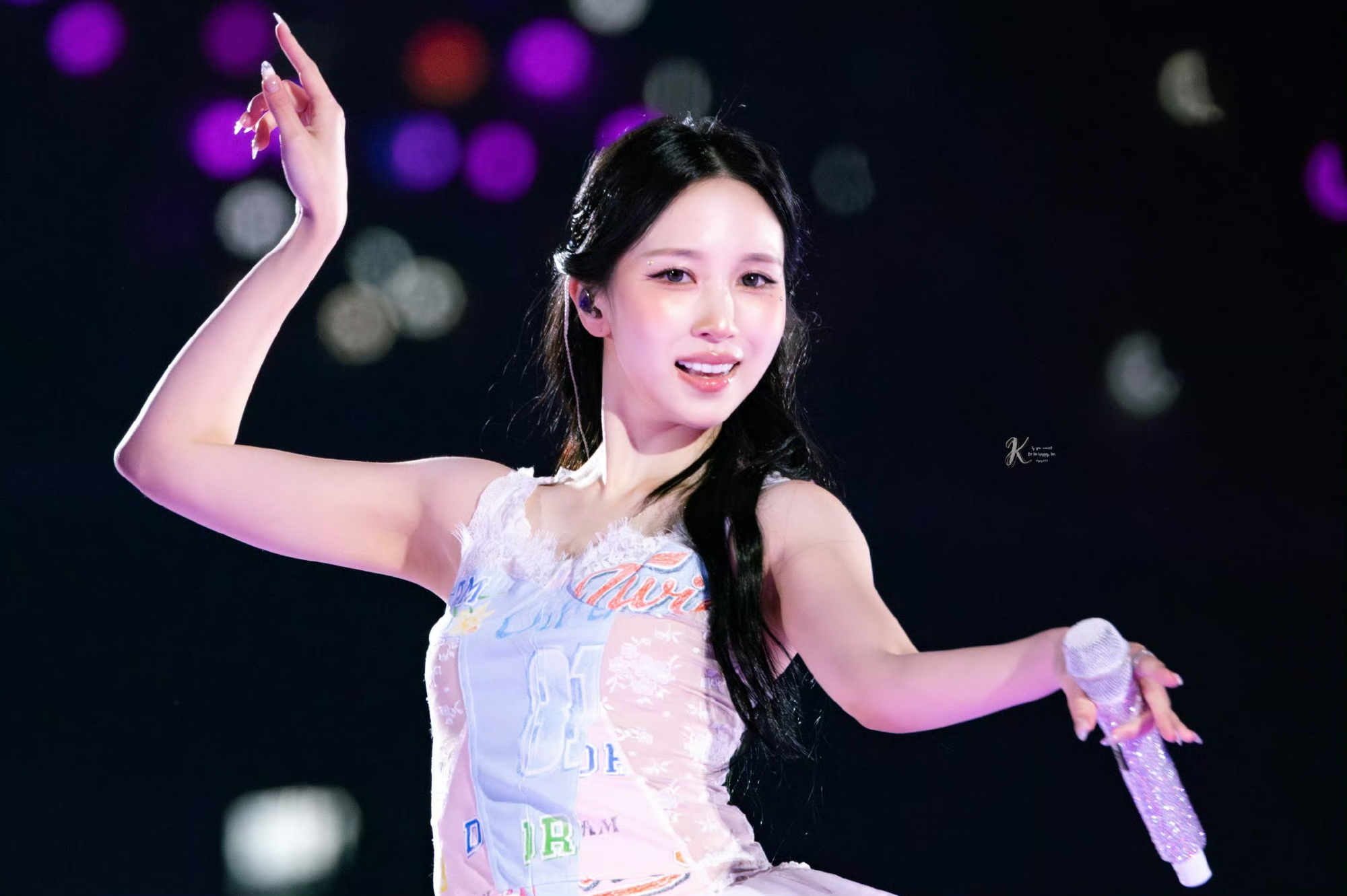 Foto terbaru Mina (TWICE)
