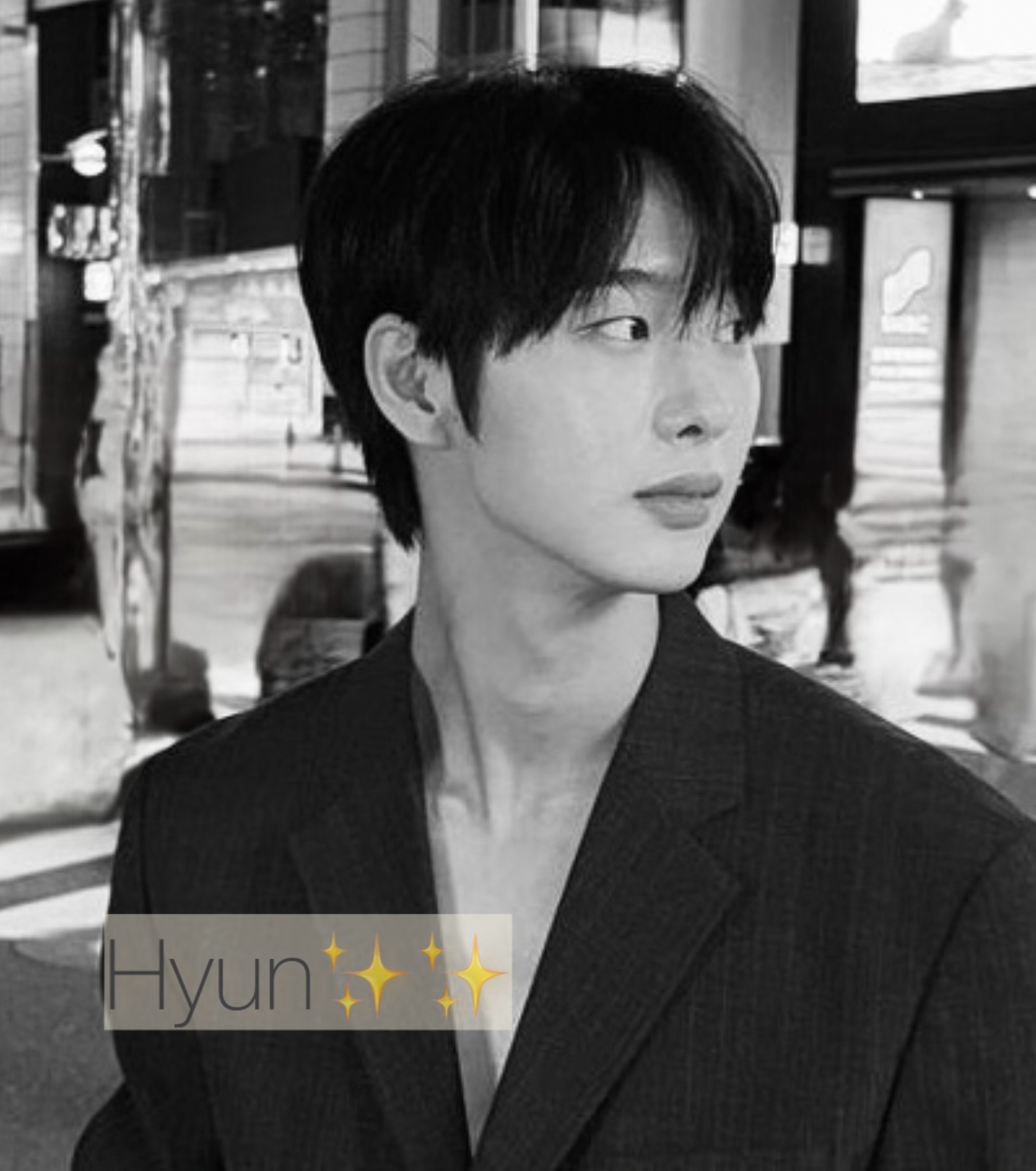 Behind-the-scenes cut of Hyun