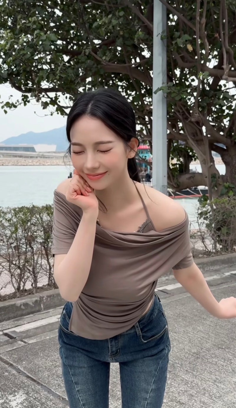 Fandom-recommended wallpaper image of Karina (aespa)