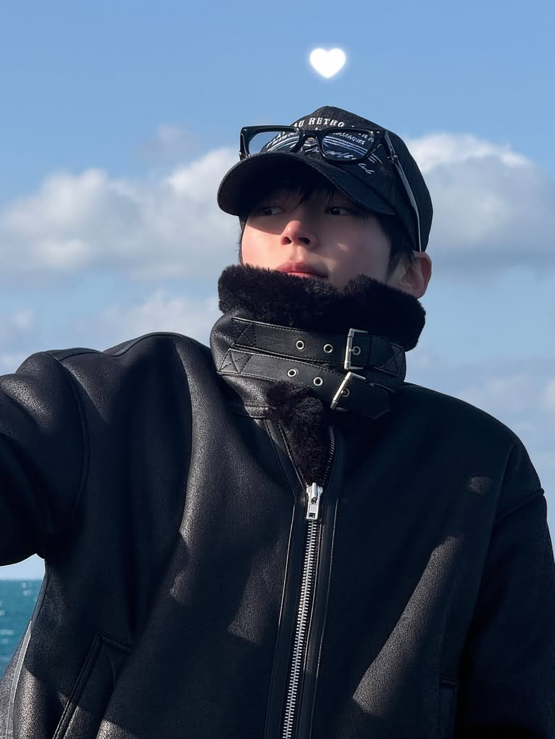 Behind-the-scenes cut of Sung Hanbin (ZEROBASEONE)