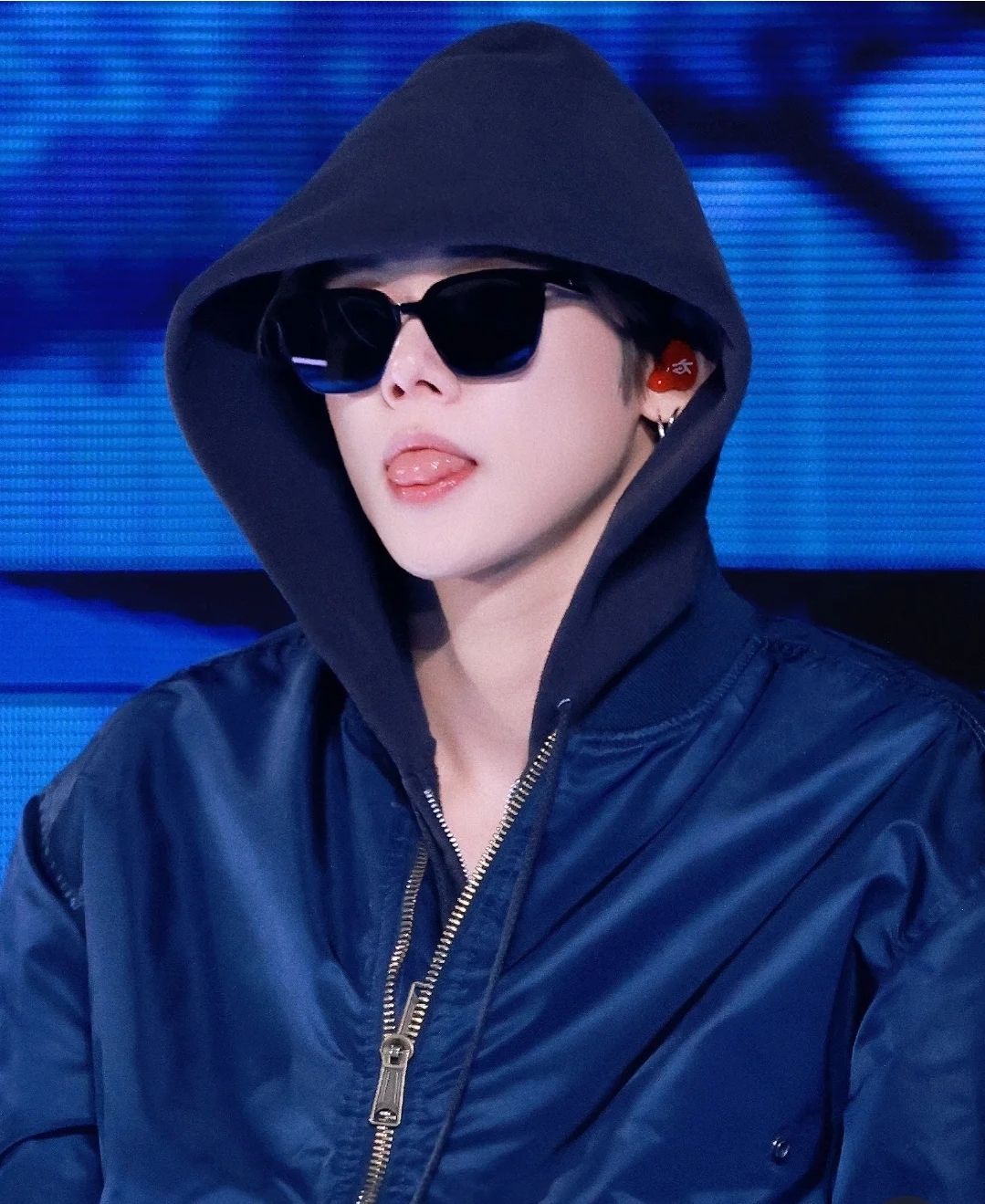 Foto aktivitas terbaru Yeonjun (TOMORROW X TOGETHER)