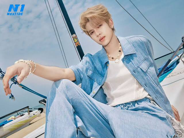 Must-see popular post of 돈 (NexT1DE), your favorite