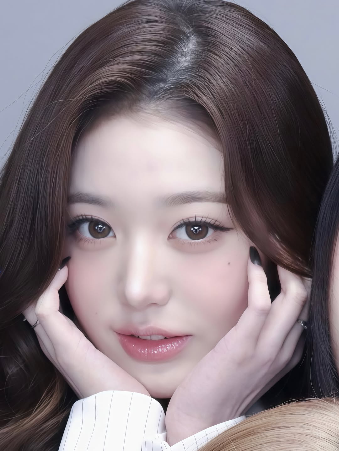 Recent activity shot of Jang Wonyoung (IVE)