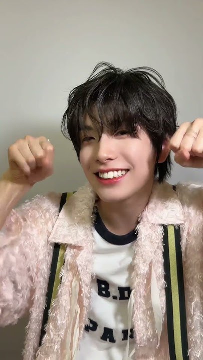 A heartfelt wallpaper shared by Yuki (NEXZ)'s fans