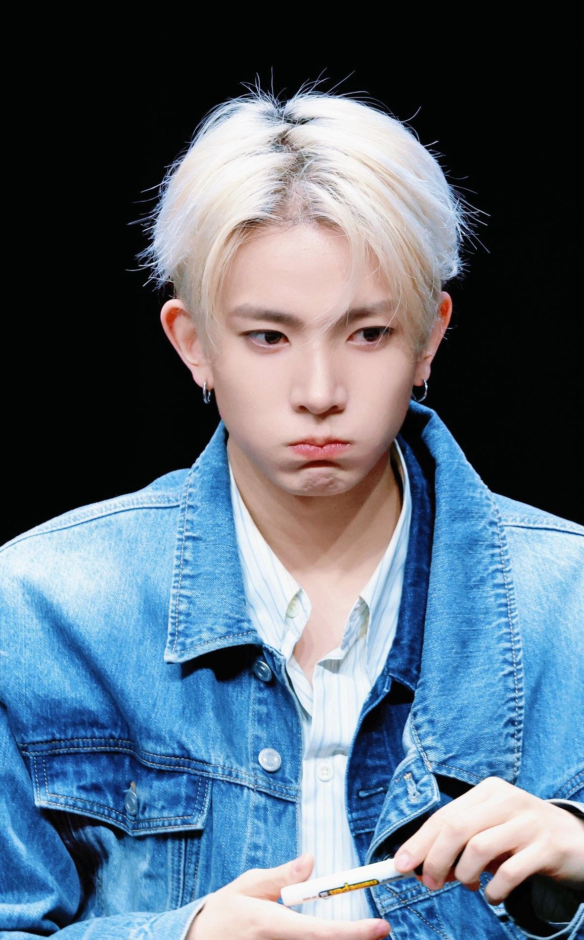 희승의 최신 사진