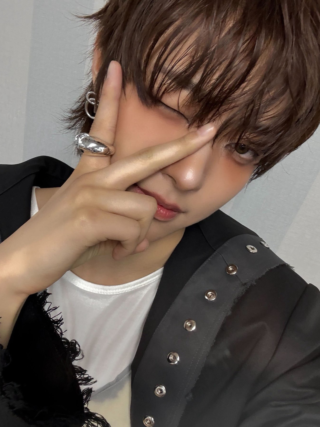 Latest photo of EJ (&TEAM)