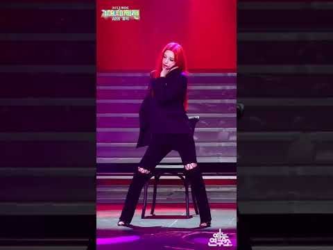 Behind-the-scenes cut of Yeji (ITZY)