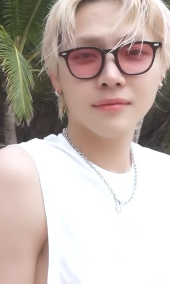 Fandom-recommended wallpaper image of Nicholas (&TEAM)