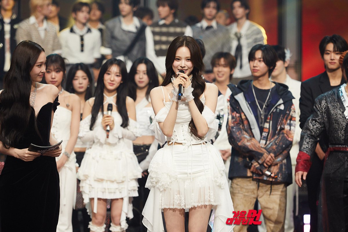 TREASURE的最新照片