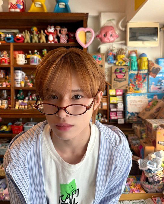 Recent activity shot of Kyungmin (TWS)