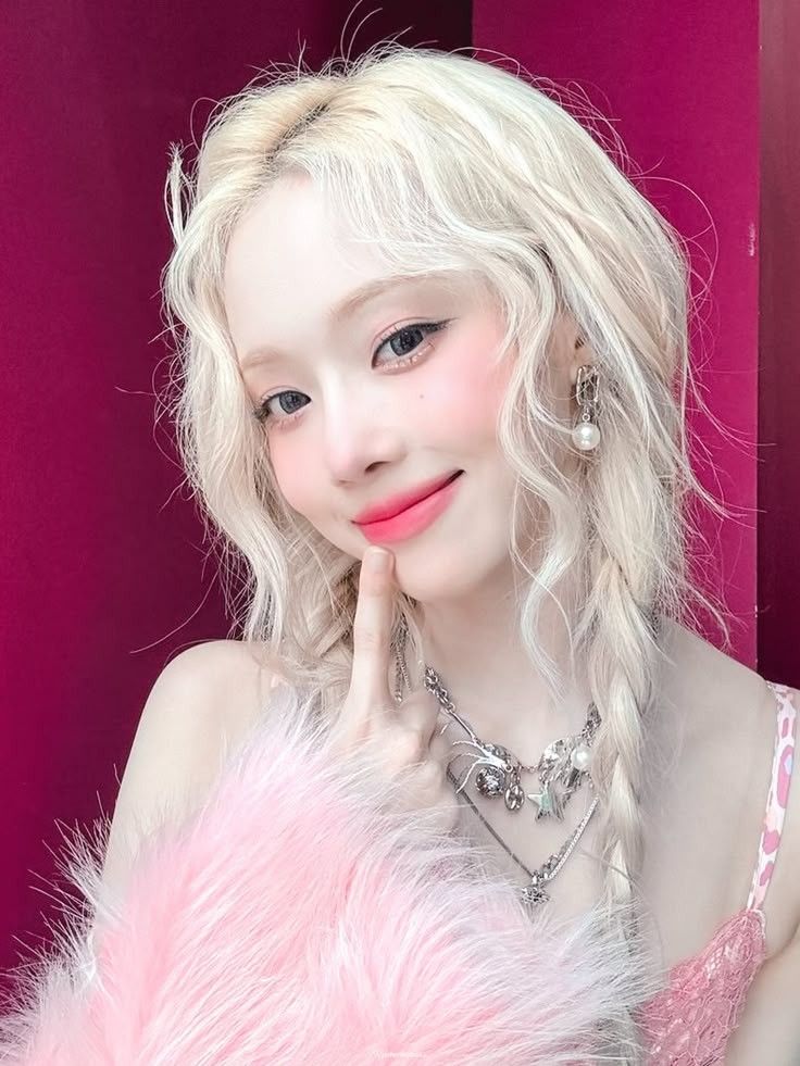 윈터 (에스파)의 최신 사진