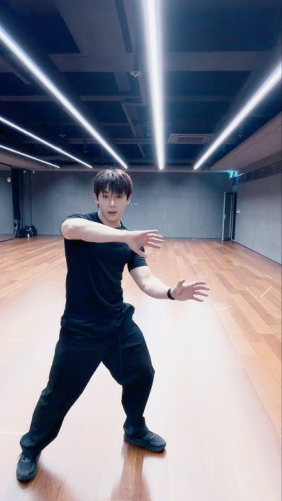 Fandom-recommended wallpaper image of Wonho