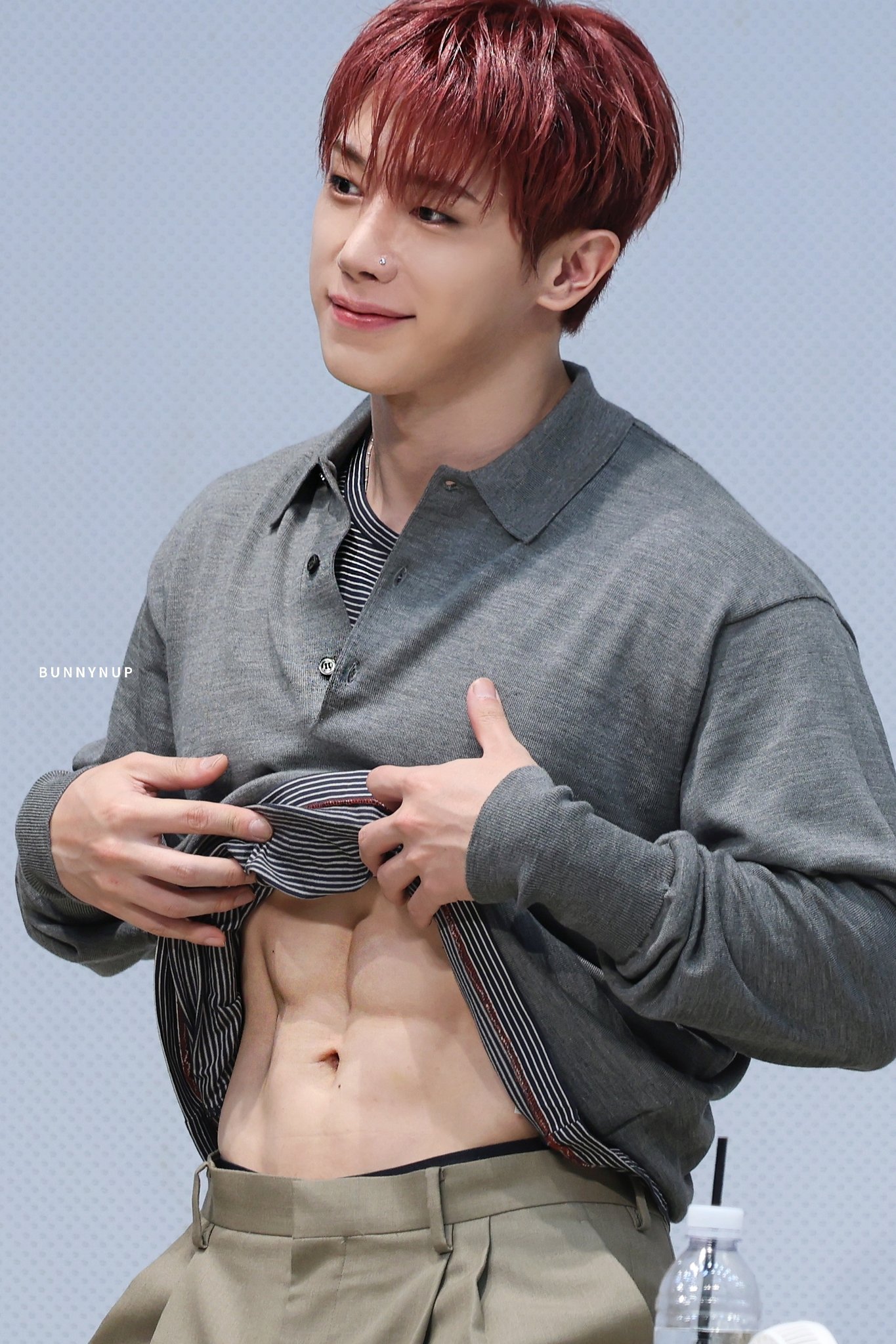 A moment captured by Wonho's fan