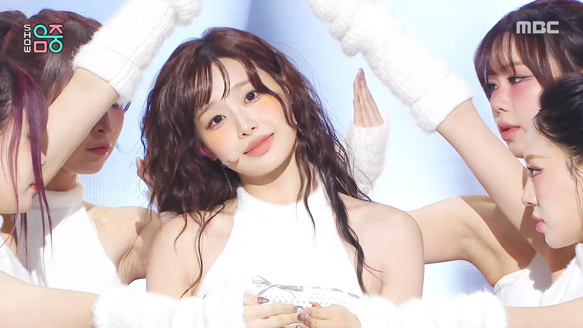 Latest photo of Chuu