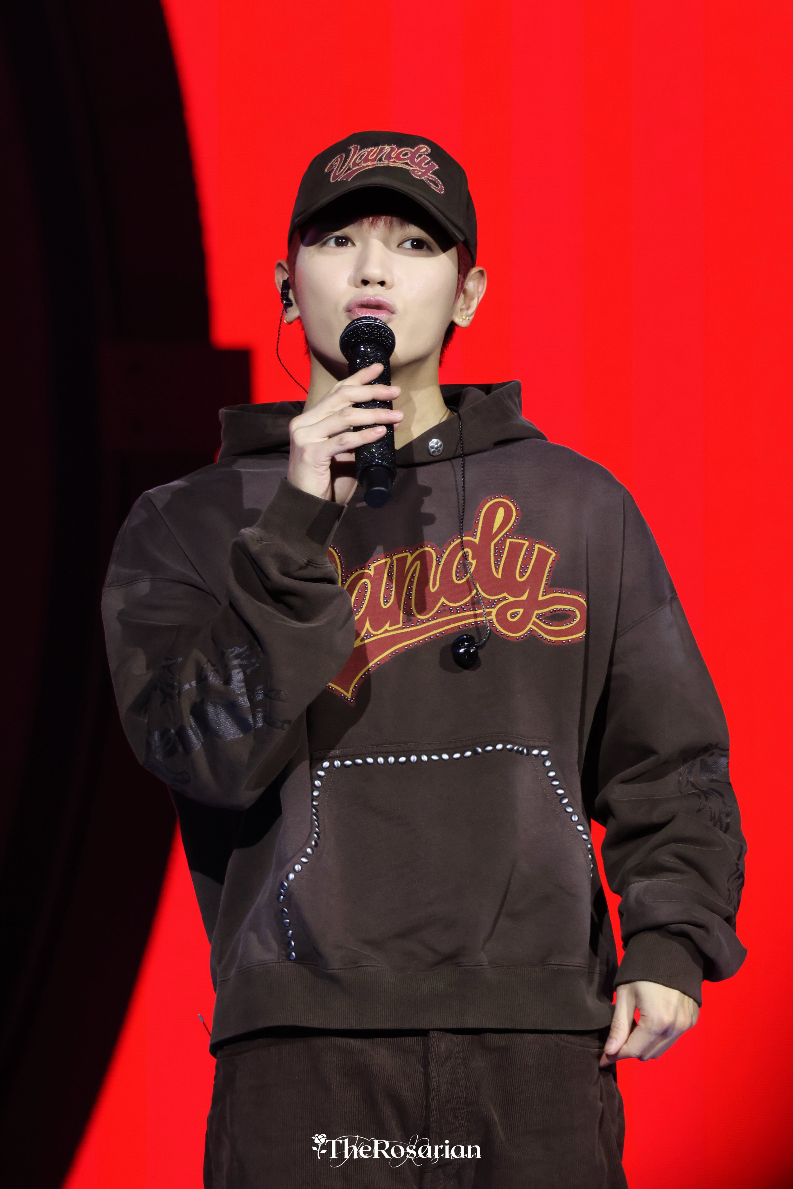 A moment captured by Taeyong (NCT 127)'s fan