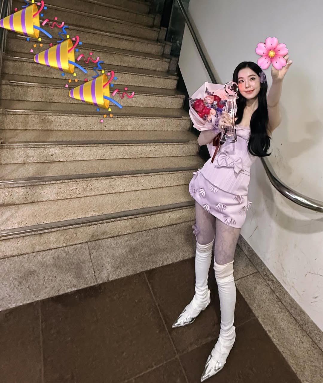 Recent activity shot of Red Velvet