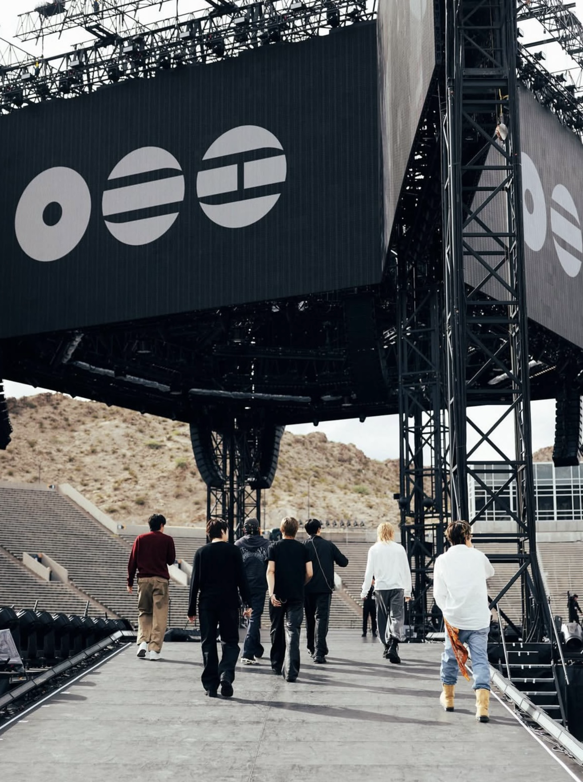 Behind-the-scenes cut of BTS