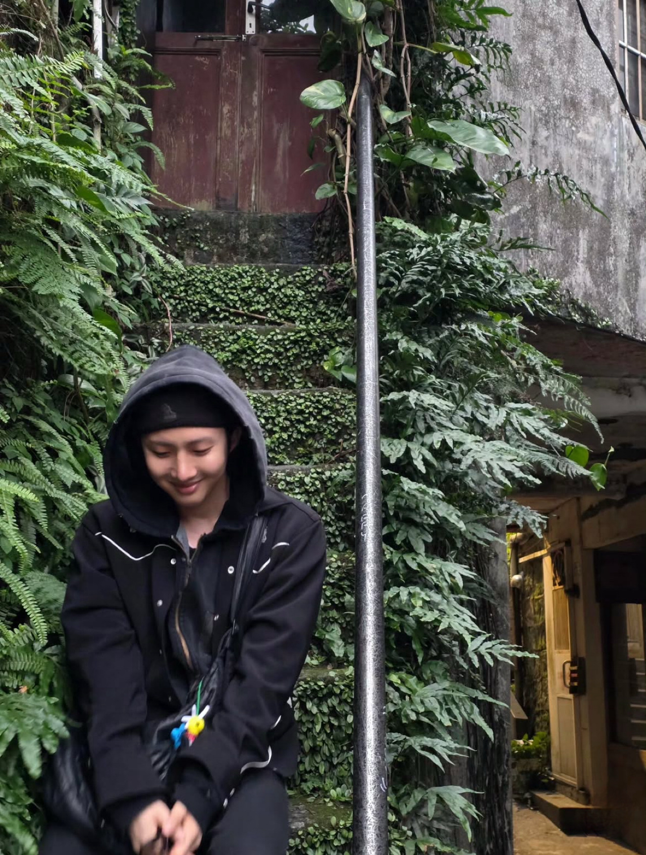 A moment captured by Hui (PENTAGON)'s fan