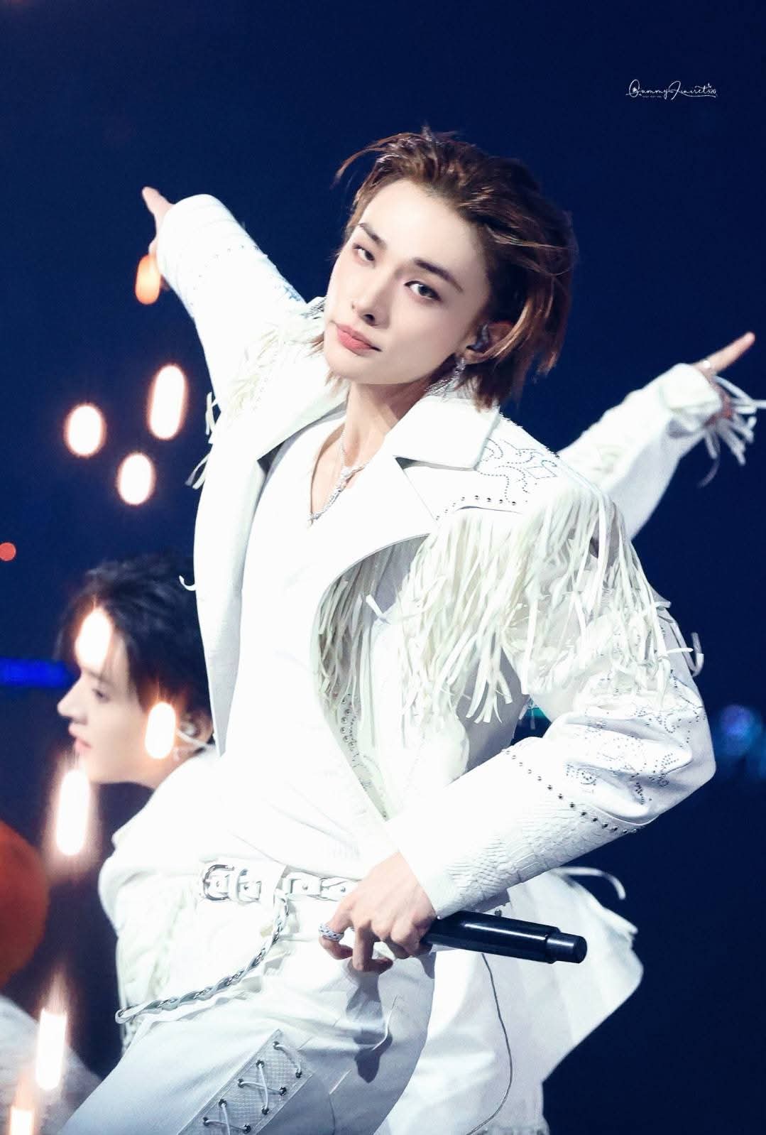 Behind-the-scenes cut of Hyunjin (Stray Kids)