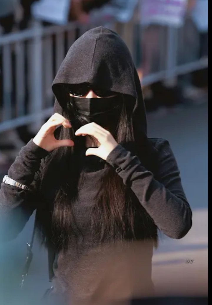 Latest photo of Esther Yu