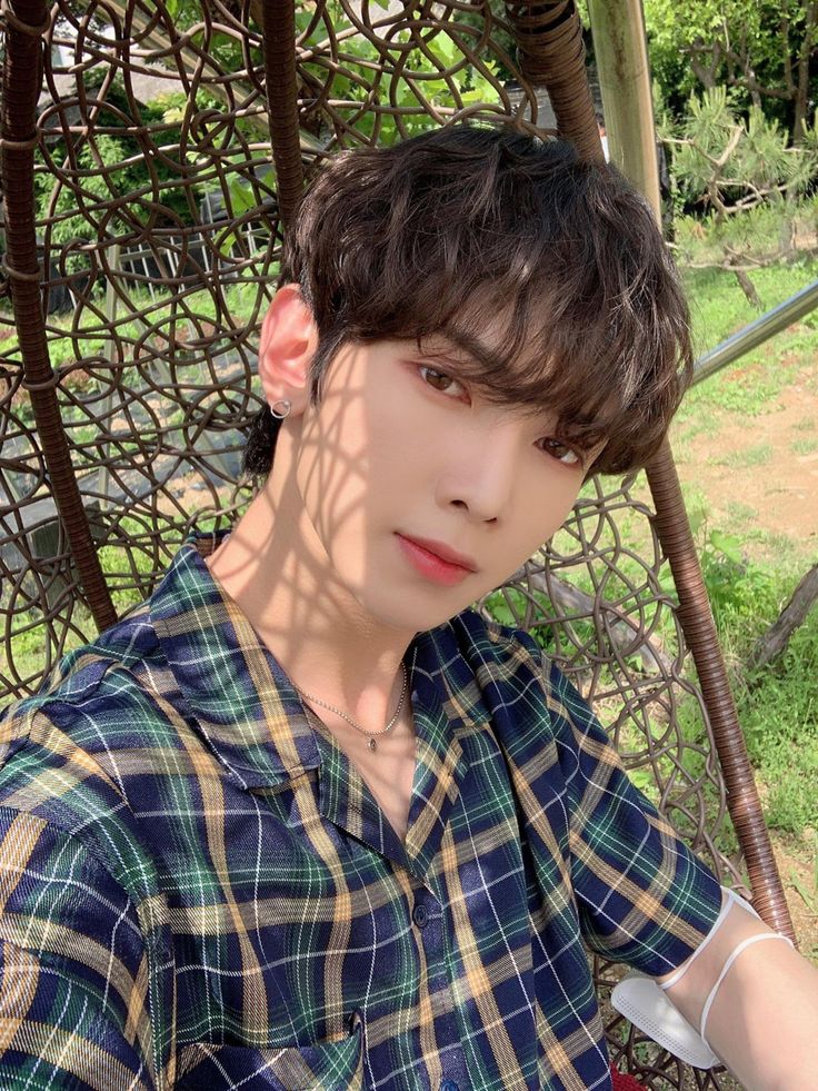 에이티즈의 비하인드 컷