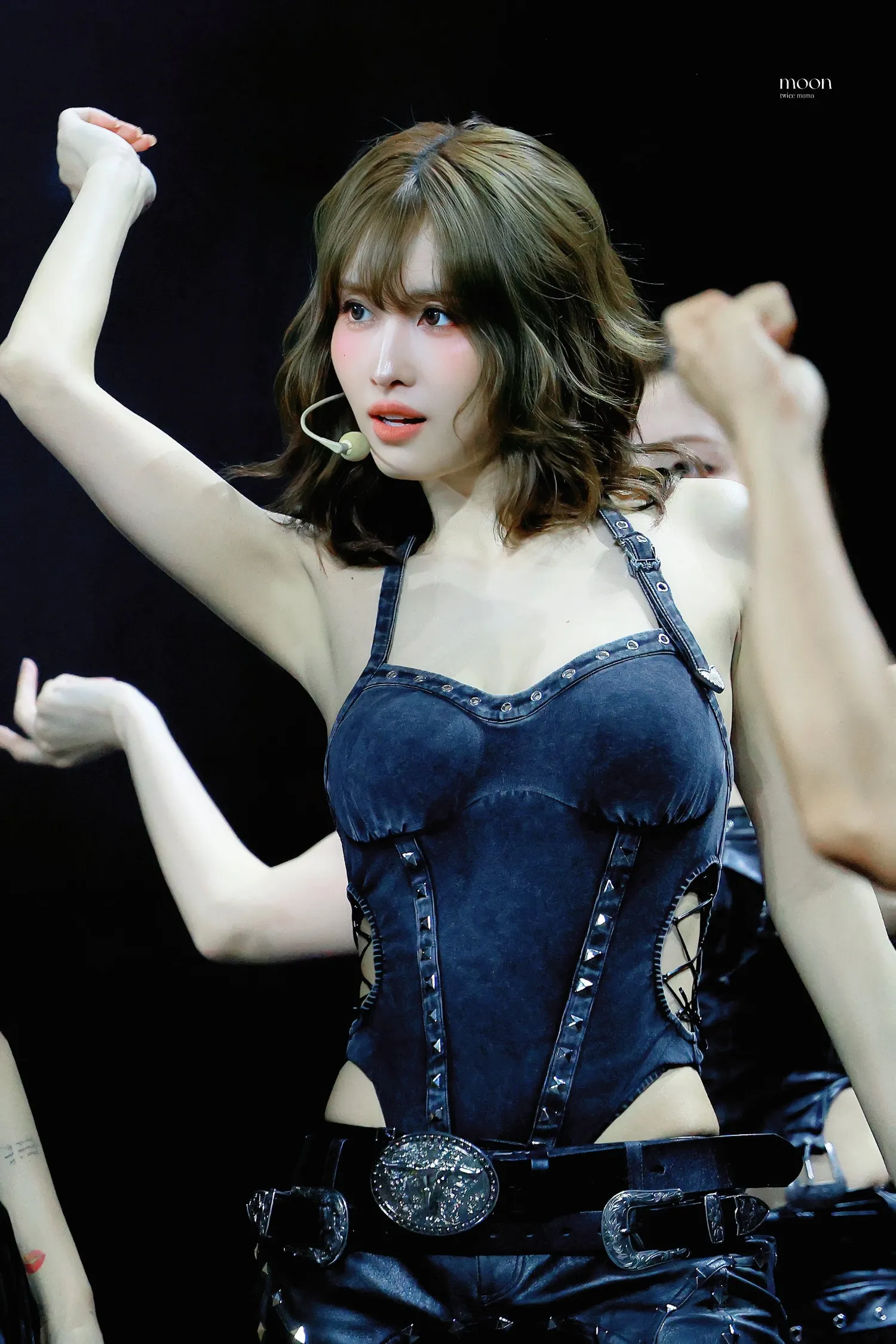Foto terbaru Momo (TWICE)