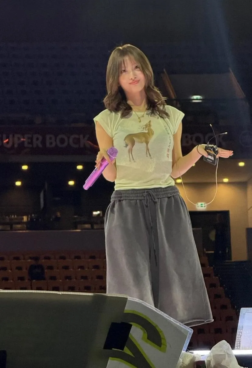 Potret di balik layar Momo (TWICE)