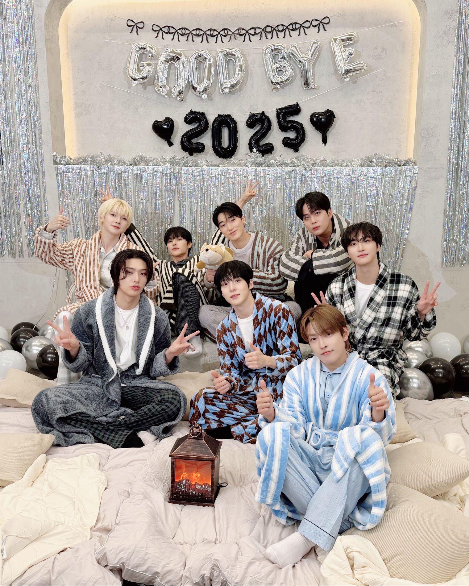 Behind-the-scenes cut of ATEEZ