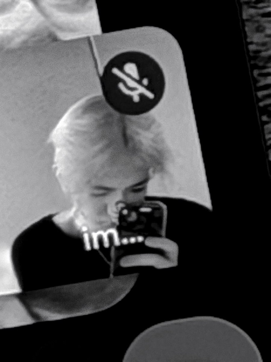 에반의 최신 사진