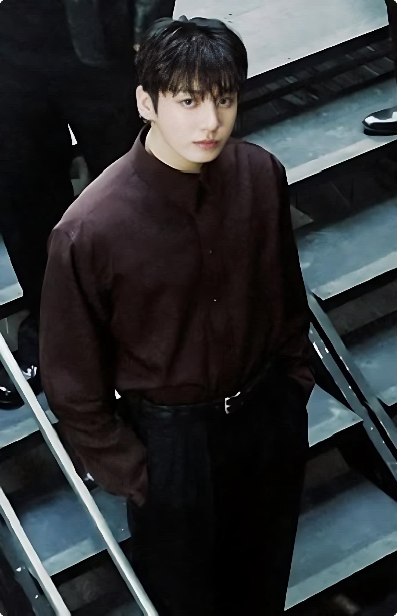 Foto aktivitas terbaru Jungkook (BTS)