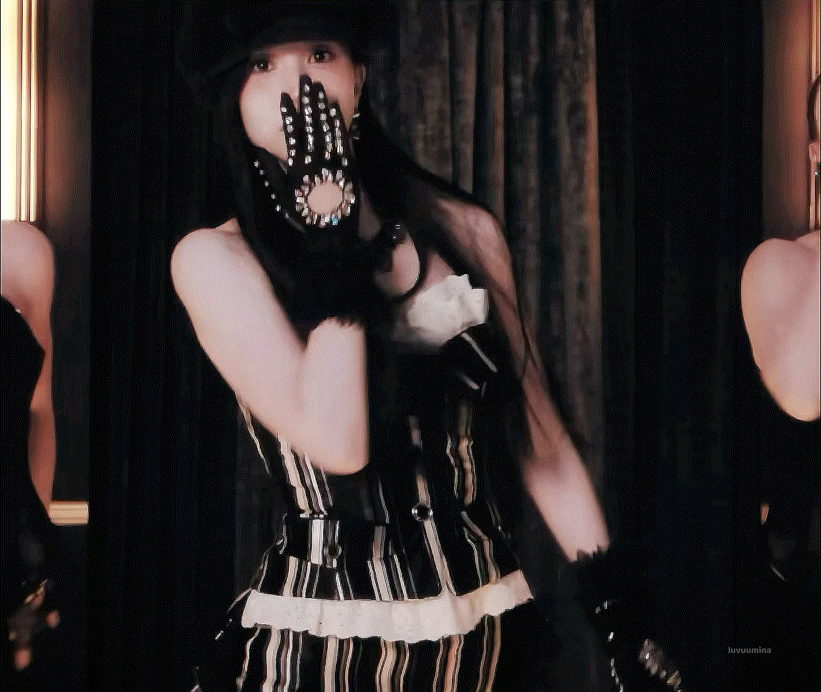 Mina (TWICE)的最新活動照片