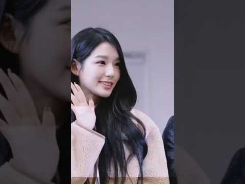 A moment captured by Soodam's fan