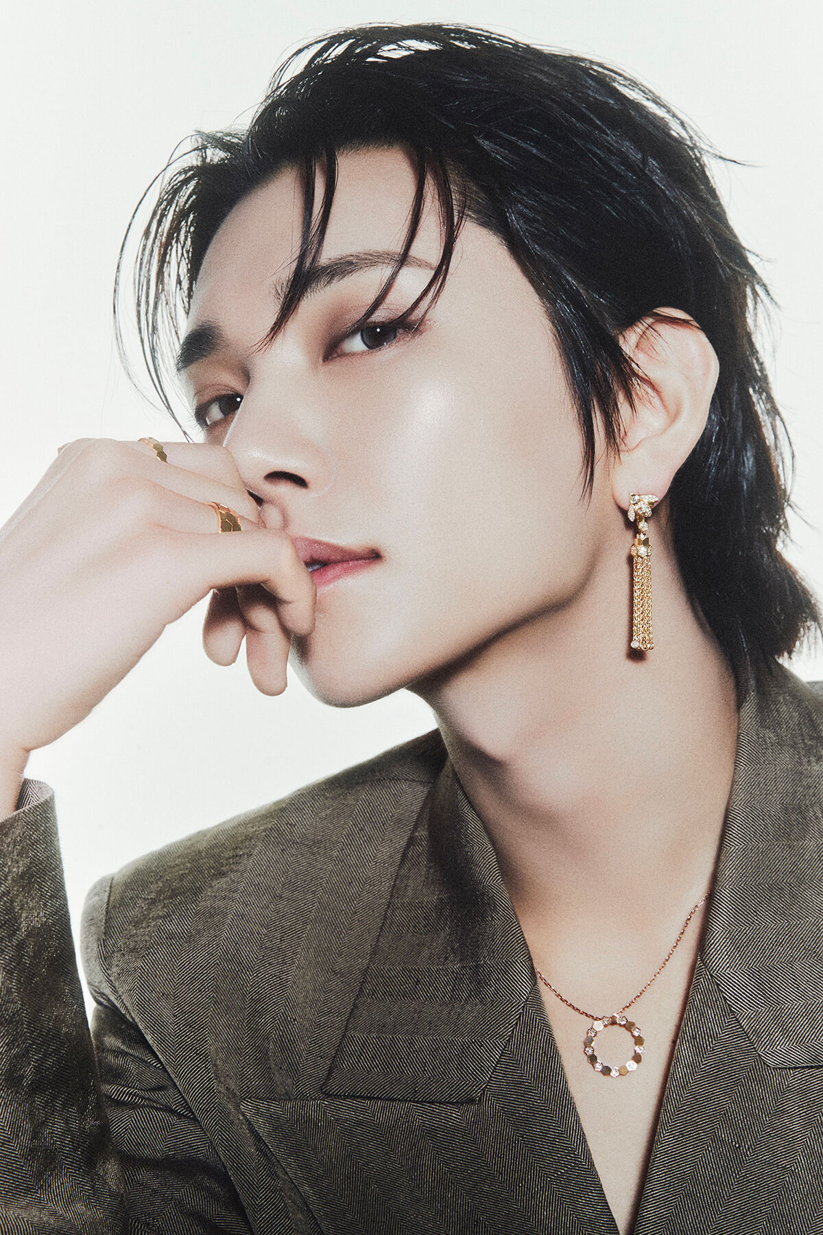 Behind-the-scenes cut of Joshua (SEVENTEEN)